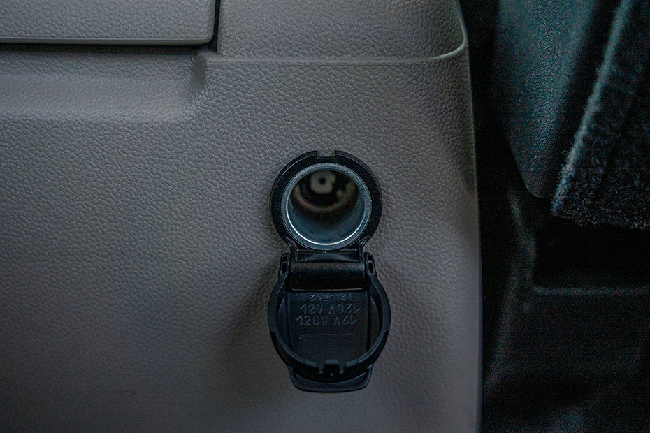 Renault Renault Triber INTERIOR Charging Options