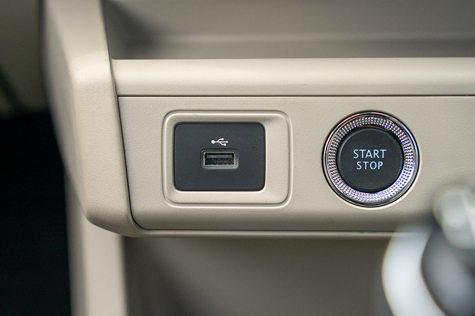 Renault Renault Triber INTERIOR Charging Options