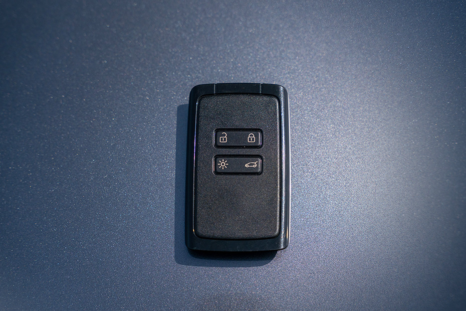 Renault Renault Triber INTERIOR Controls and Buttons
