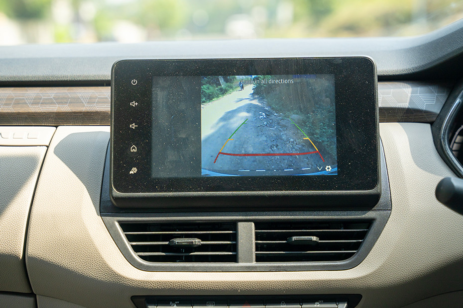 Renault Renault Triber INTERIOR Infotainment System