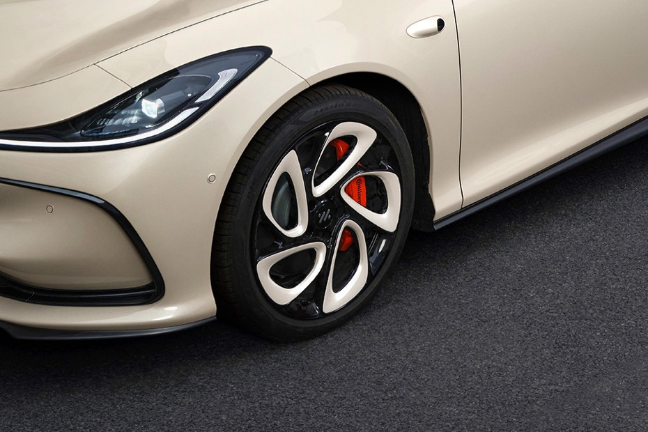 MG MG IM5 EXTERIOR Details