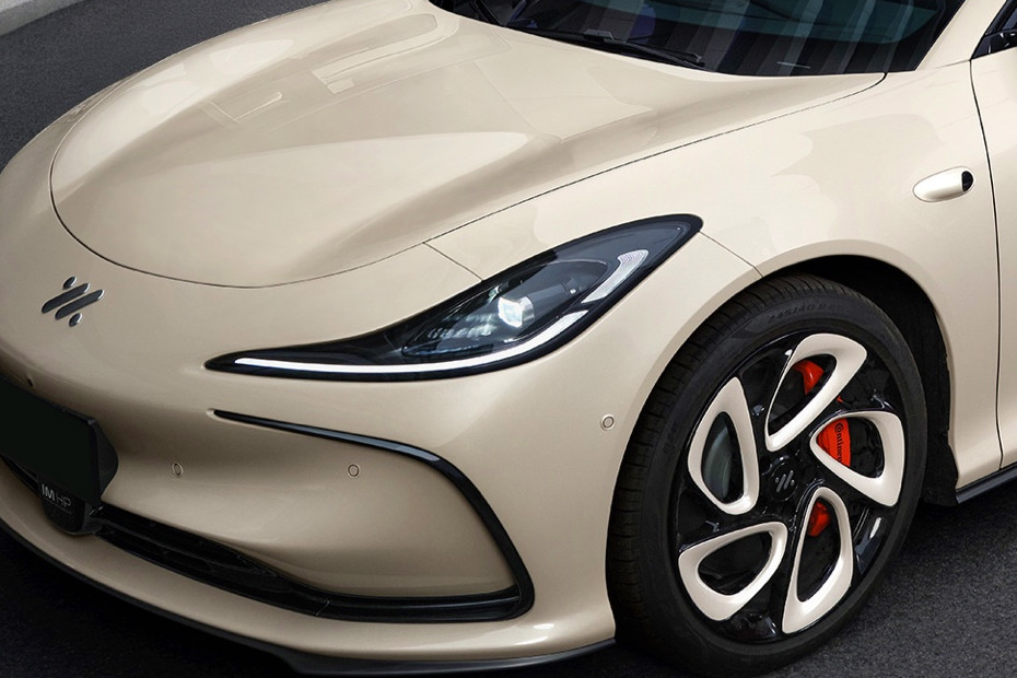 MG MG IM5 EXTERIOR Lights