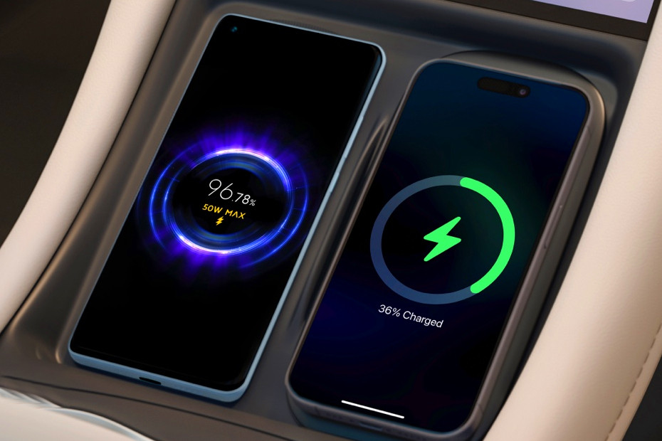 MG MG IM5 INTERIOR Charging Options