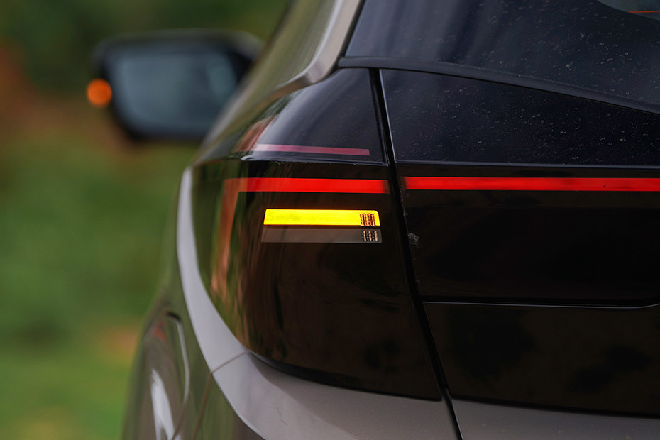 Tata Altroz Turn Indicator (Rear)