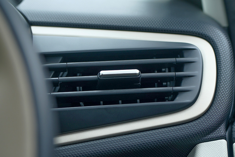 Tata Altroz Driver's Side AC Vent