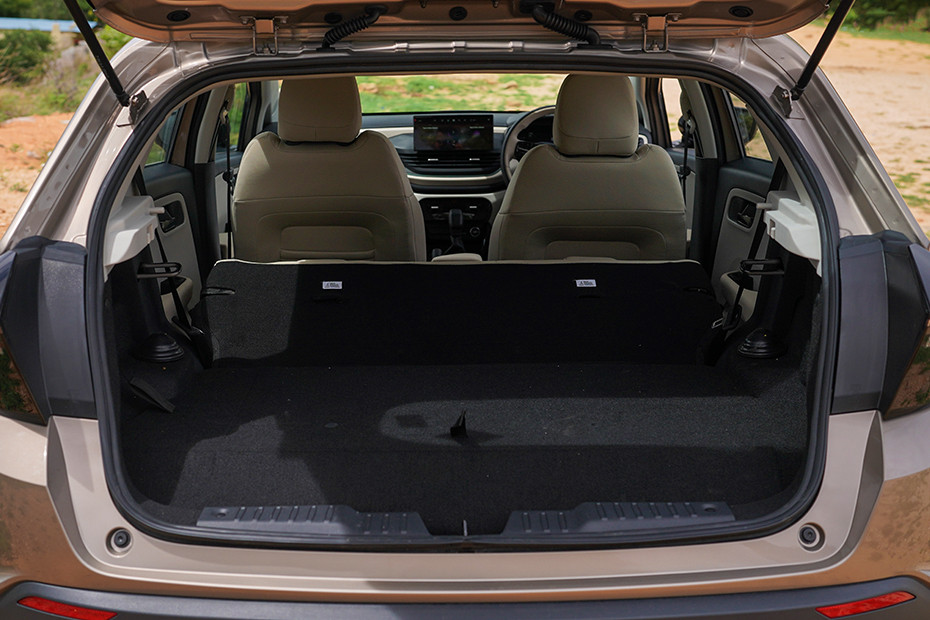 Tata Altroz Boot Space (Second Row Folded)
