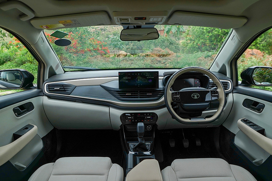 Tata Altroz Dashboard