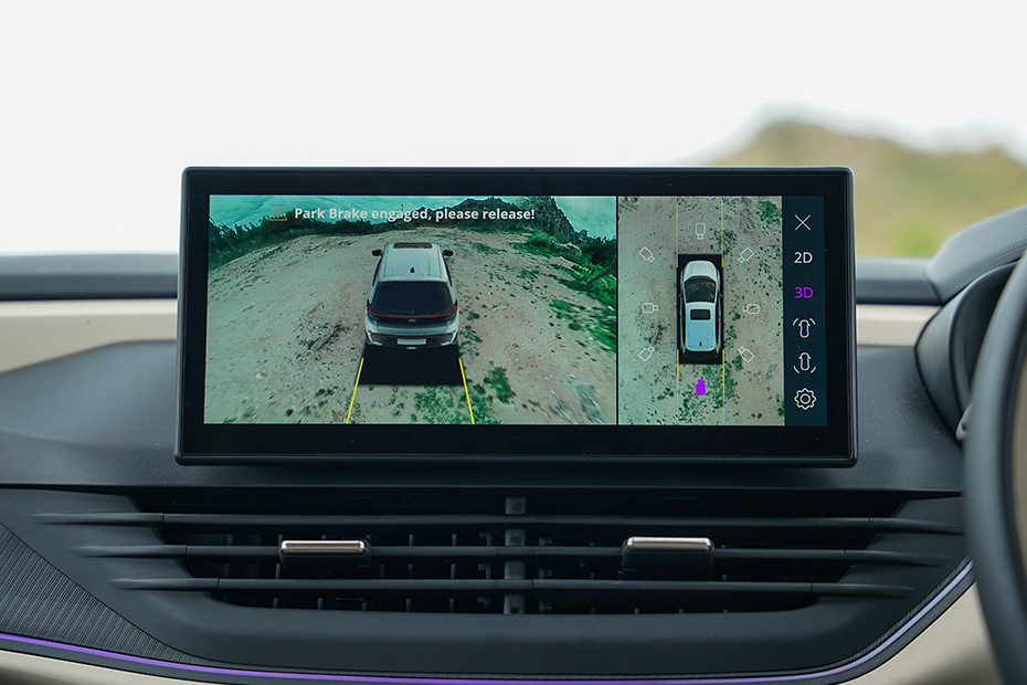 Tata Altroz Reverse Camera View