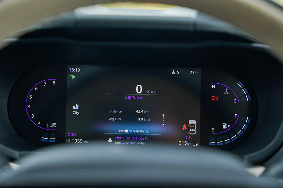 Tata Altroz Instrument Cluster