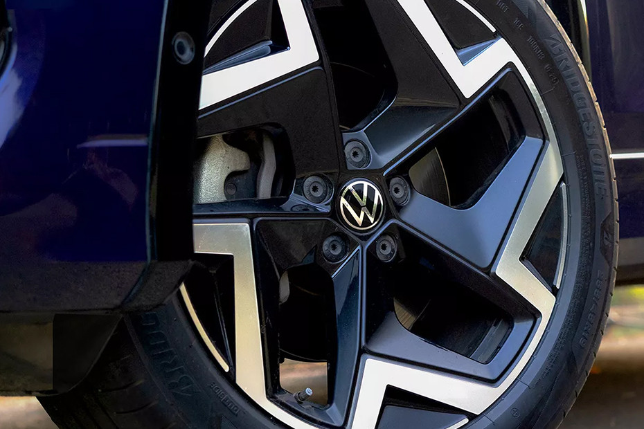 Volkswagen Volkswagen Tayron R-Line EXTERIOR Details