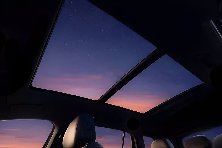 Volkswagen Volkswagen Tayron R-Line INTERIOR Sunroof
