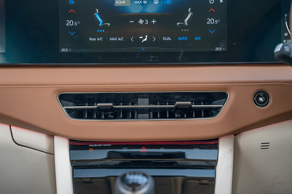 Mahindra XUV 7XO Central AC Vent