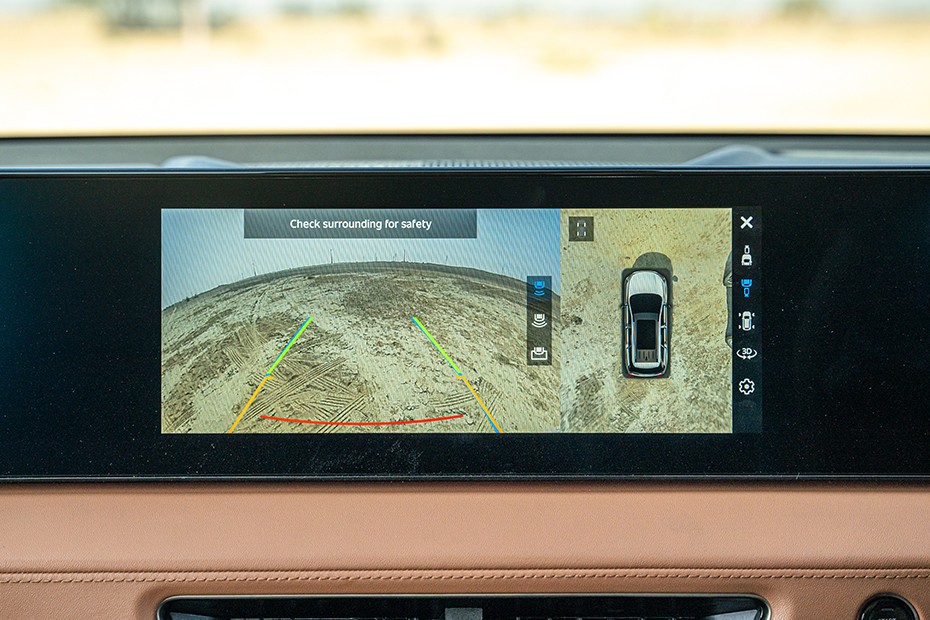Mahindra XUV 7XO Reverse Camera View
