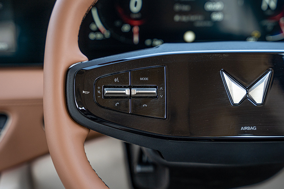 Mahindra XUV 7XO Steering Wheel Buttons (Left)