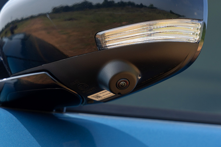 Maruti Victoris 360 Degree Camera (Left)