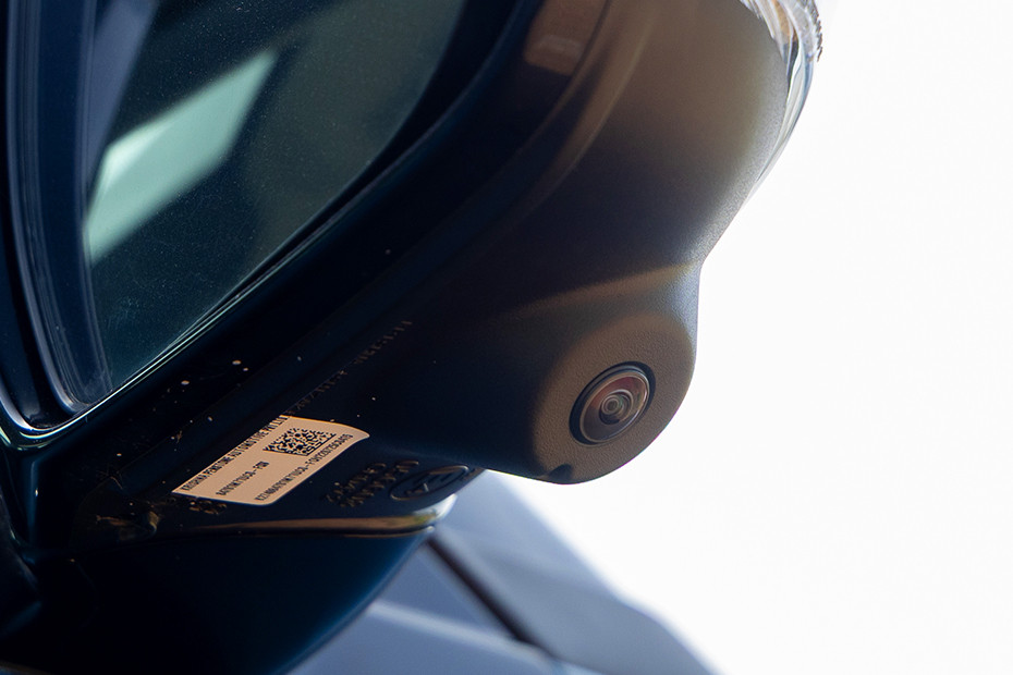 Maruti Victoris 360 Degree Camera (Right)