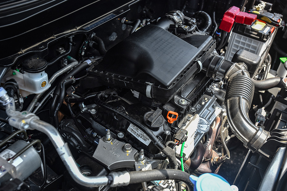 Maruti Victoris Engine