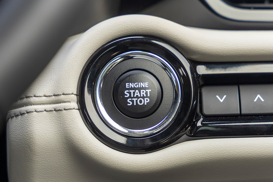 Maruti Victoris Push-button Start/Stop