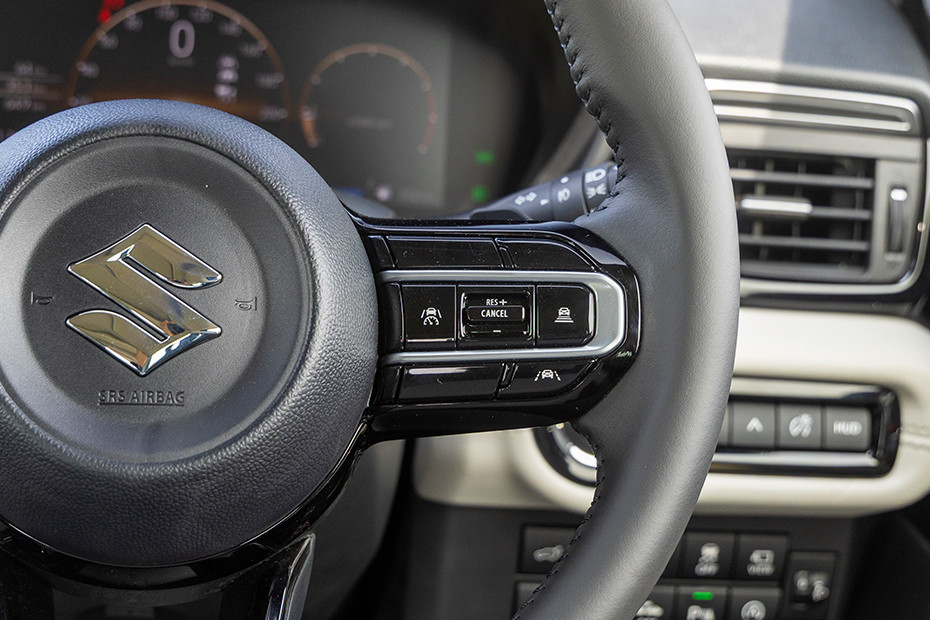 Maruti Victoris Steering Wheel Buttons (Right)