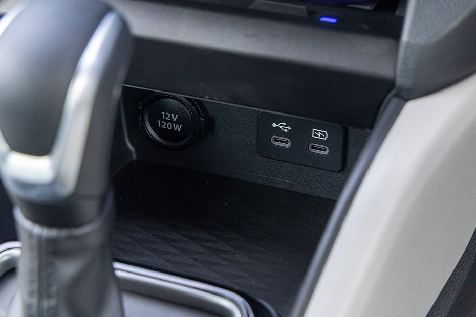 Maruti Victoris Centre Console Storage