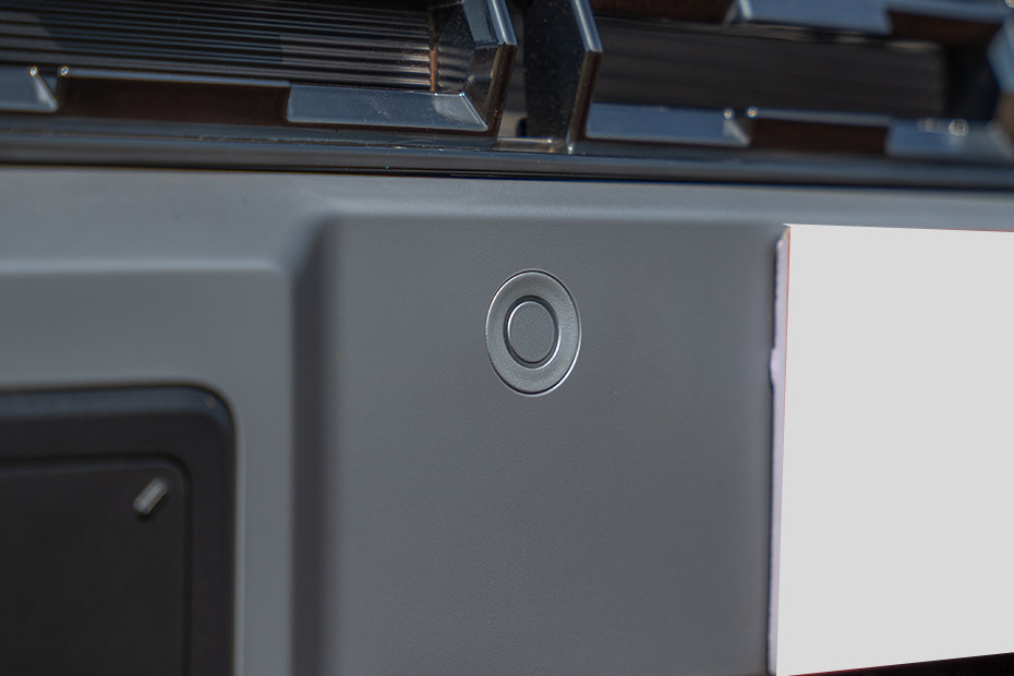 Hyundai Venue Front Parking Sensors