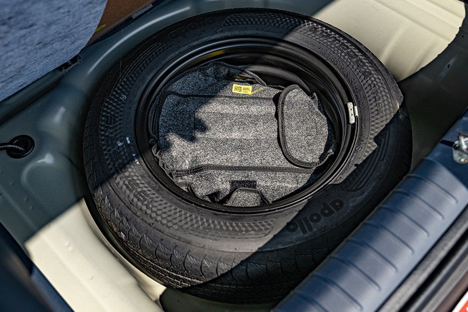 Hyundai Venue Spare Tyre