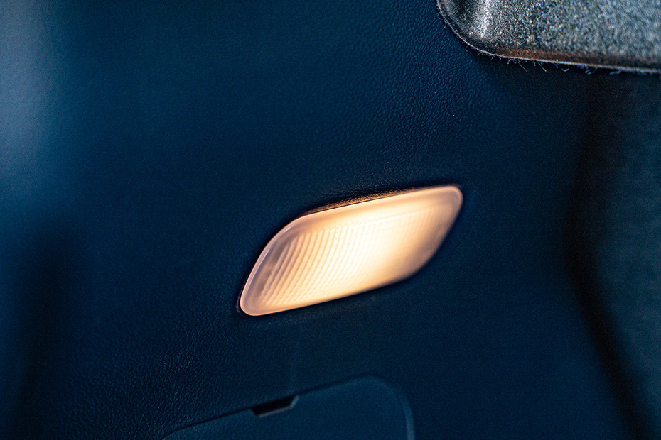 Hyundai Venue Boot Light