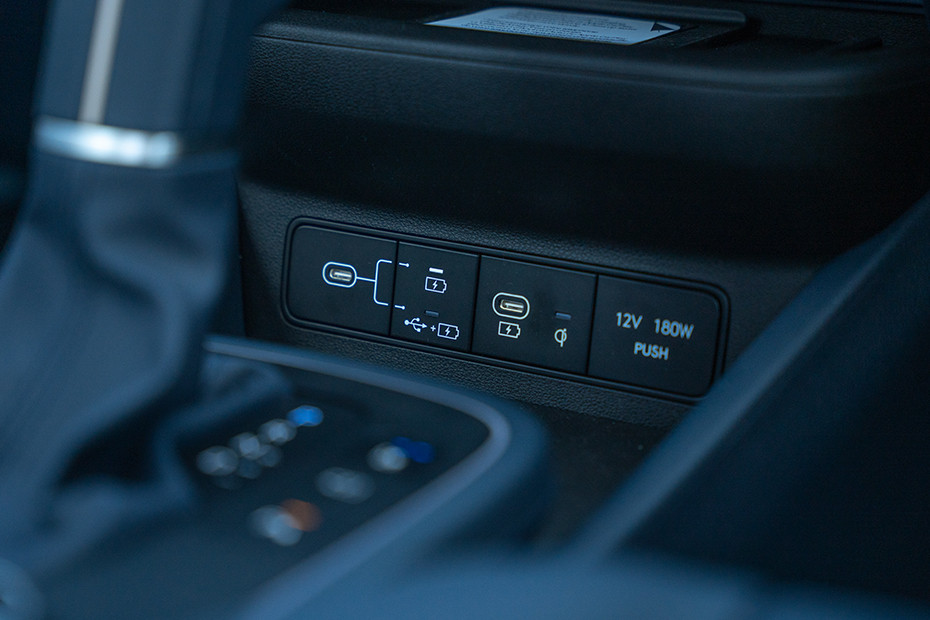 Hyundai Venue USB Charging Port (Front)