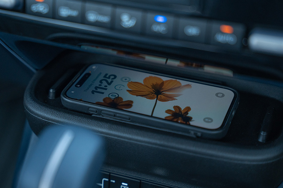 Hyundai Venue Wireless Charger