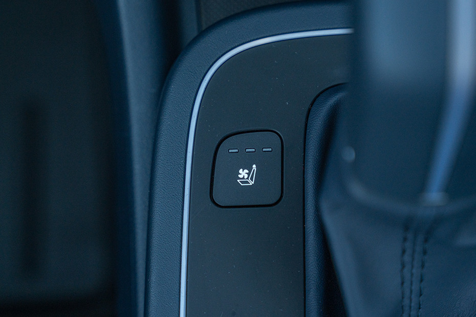 Hyundai Venue Ventilated Seat Button