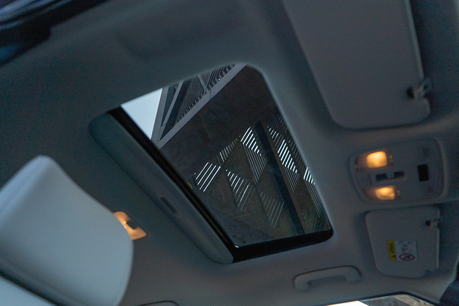 Hyundai Venue Sunroof (Inside View)