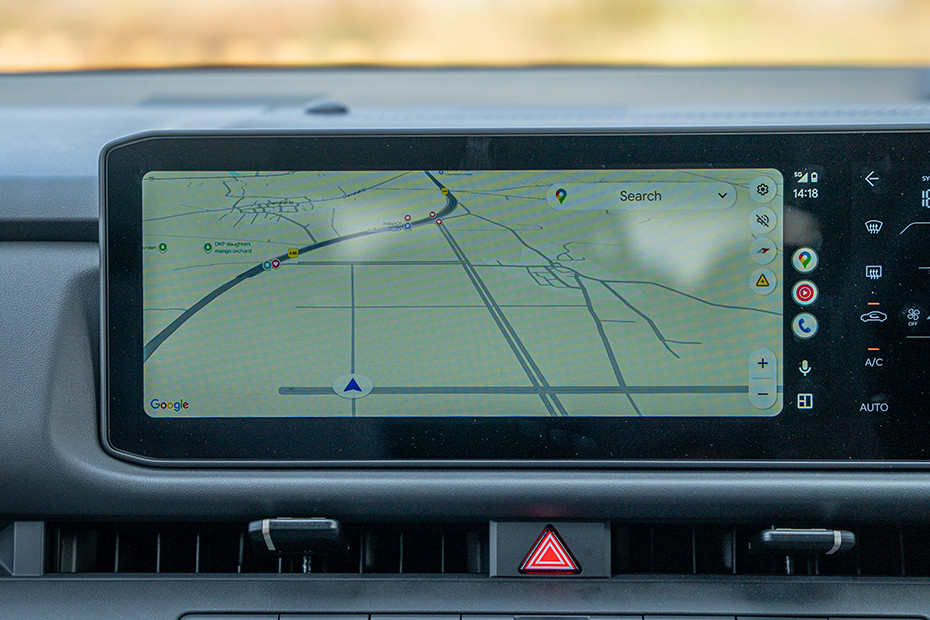 Kia Seltos 2026 Navigation or Infotainment Mid Closeup