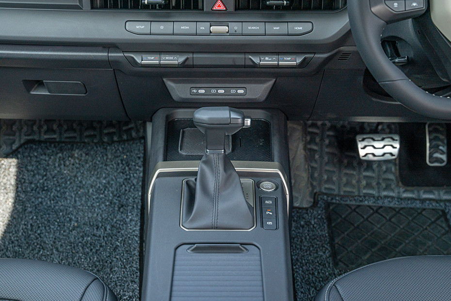 Kia Seltos 2026 Centre Console Storage