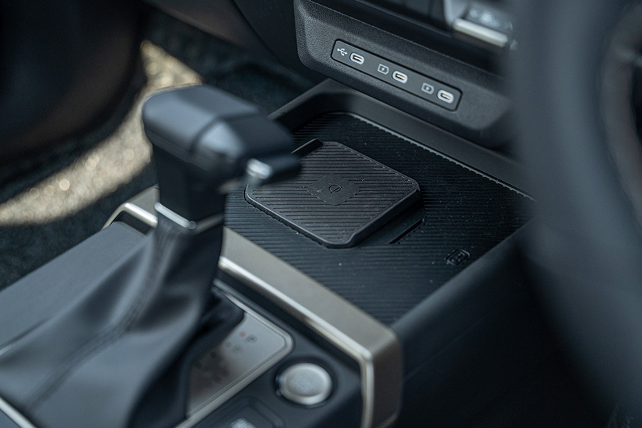 Kia Seltos 2026 Storage (Center Console)
