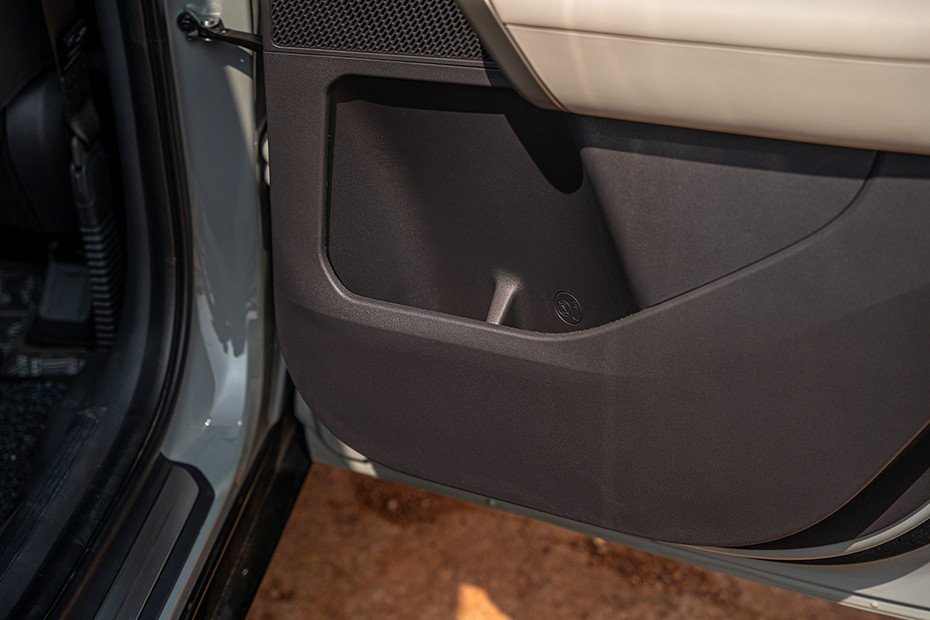 Kia Seltos 2026 Drivers Door Panel