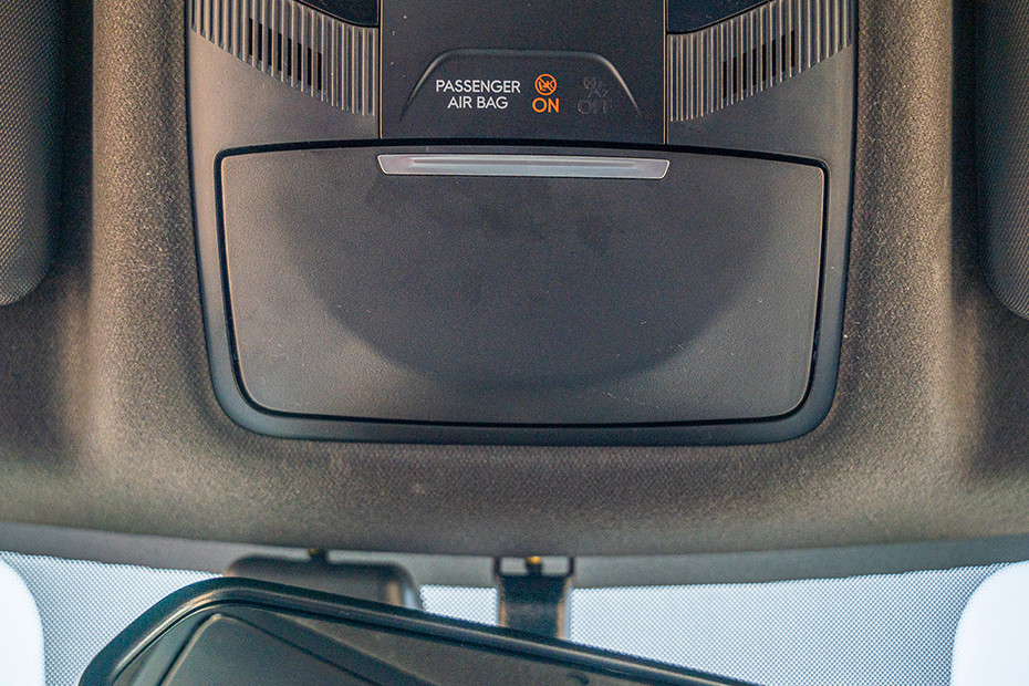 Kia Seltos 2026 Sunglass Holder