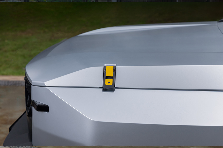 Mahindra Vision T Transmission Badge