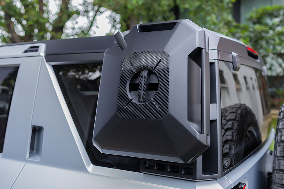 Mahindra Vision T Rear Fender