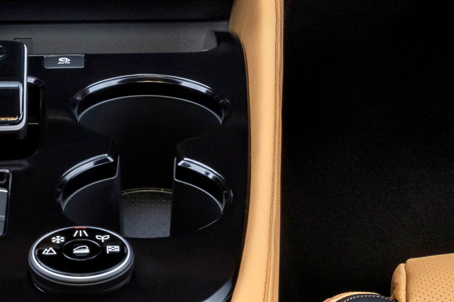 Nissan Nissan X-Trail INTERIOR Storage