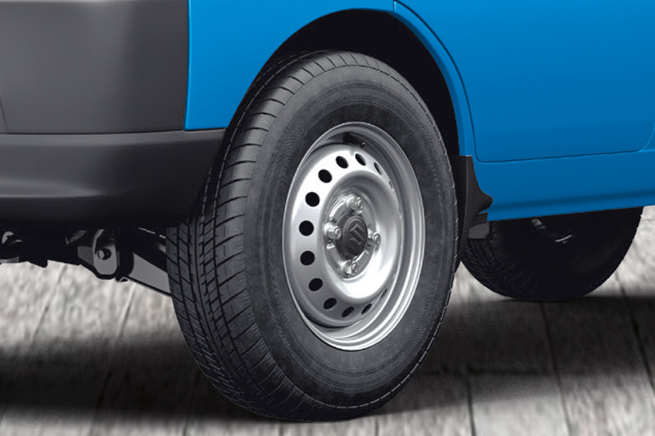 Maruti Eeco Wheel