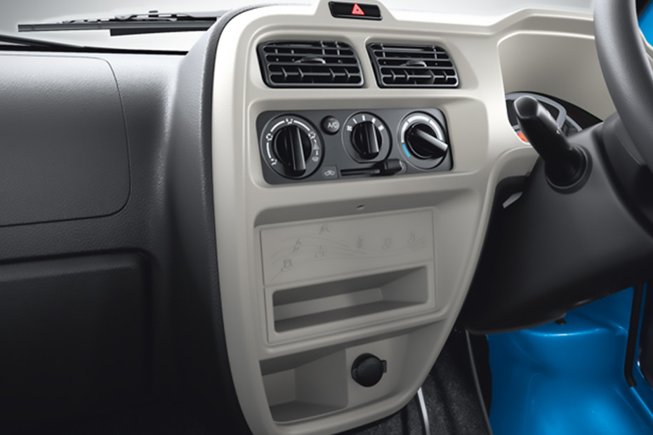 Maruti Eeco AC Controls
