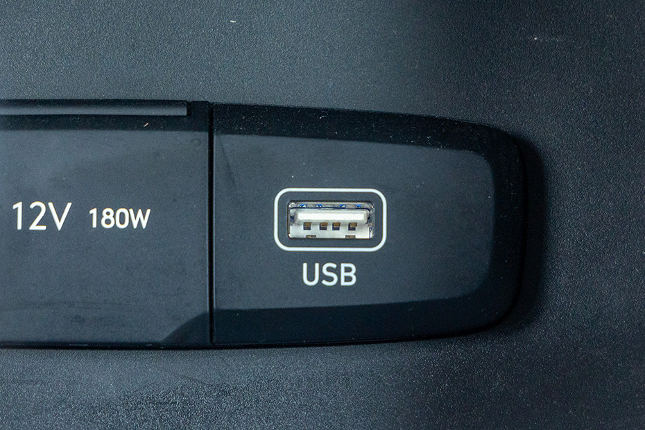 Hyundai Creta N Line USB Charging Port (Front)